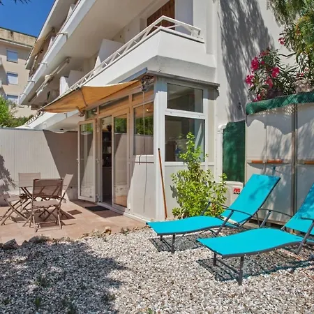 Studio Pointe Croisette With Garden Parking & Aircon Near The Beach Cannes